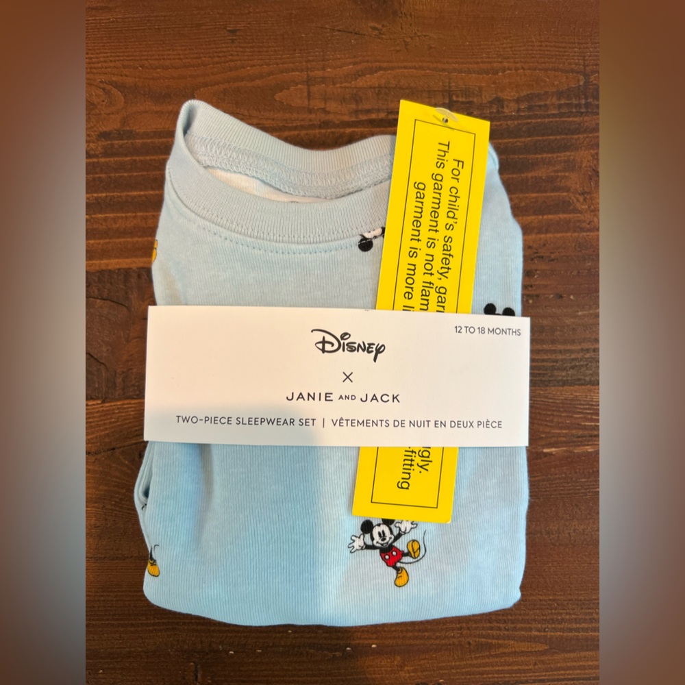 BNWT Janie and Jack Disney Mickey pajamas